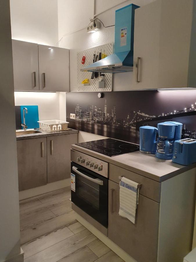 Central Lichtenberger Apartment for 6 People Berlijn Buitenkant foto