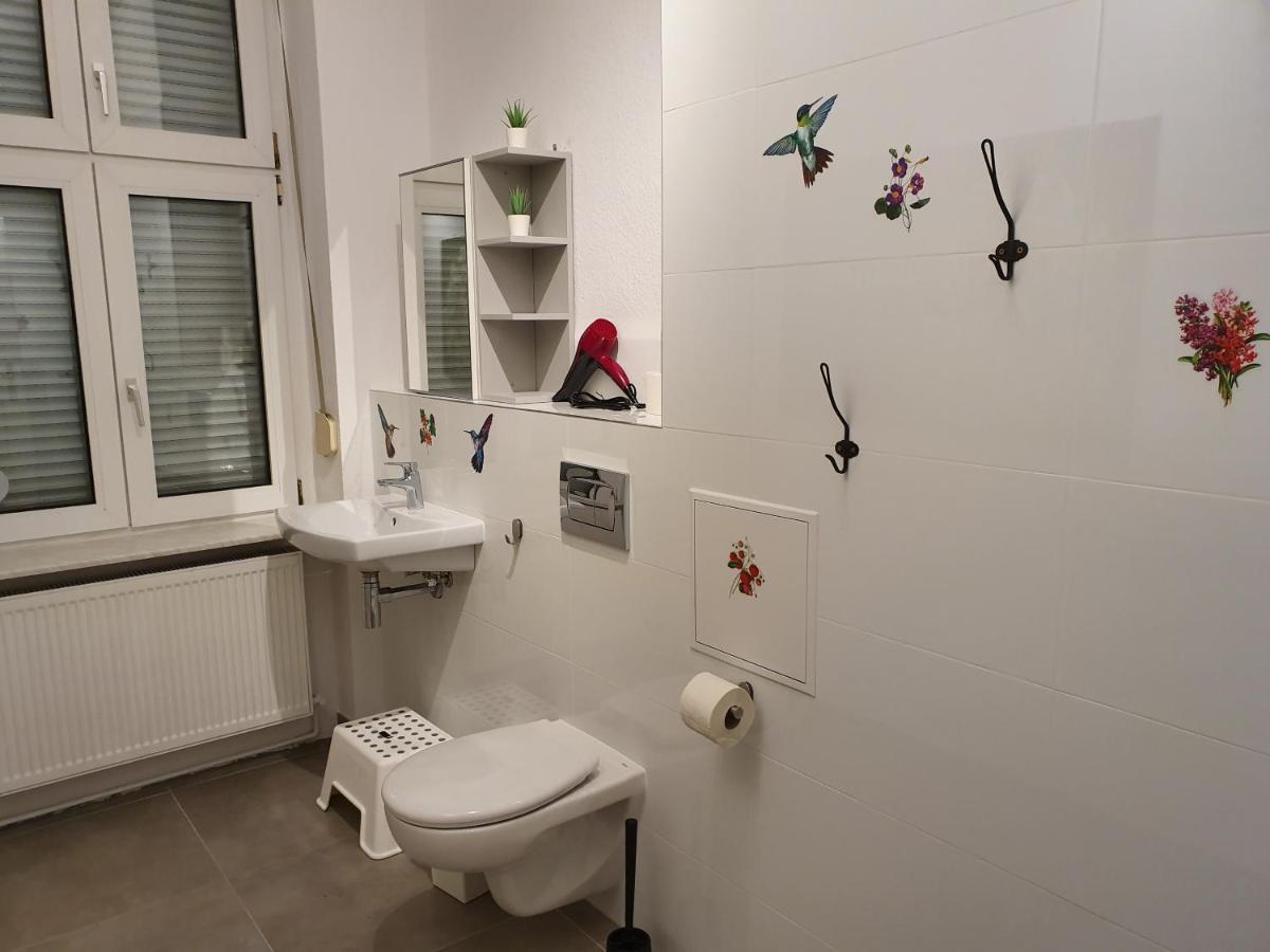 Central Lichtenberger Apartment for 6 People Berlijn Buitenkant foto